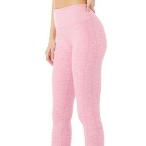 Alo Yoga Alo Soft Leggings in Pink Heather- size medium.